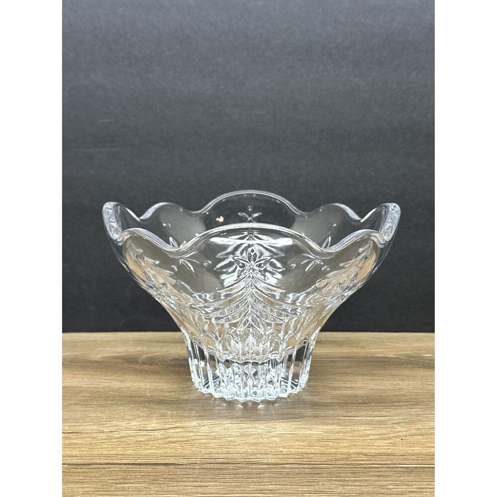 Vintage Mikasa Christmas Night Flared Footed Crystal Scalloped Centerpiece Bowl